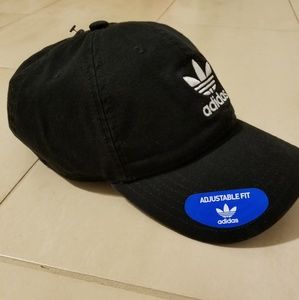 Adidas adjustable unisex hat